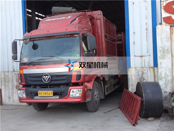 废铝羞羞视频免费看设备发货现场