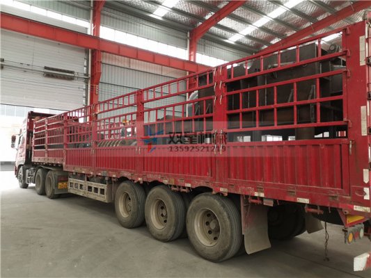 断桥铝破碎机设备1300型发货现场