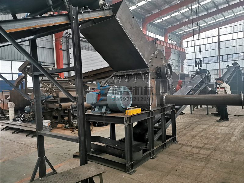 废铝羞羞视频免费看设备废铝上料过程